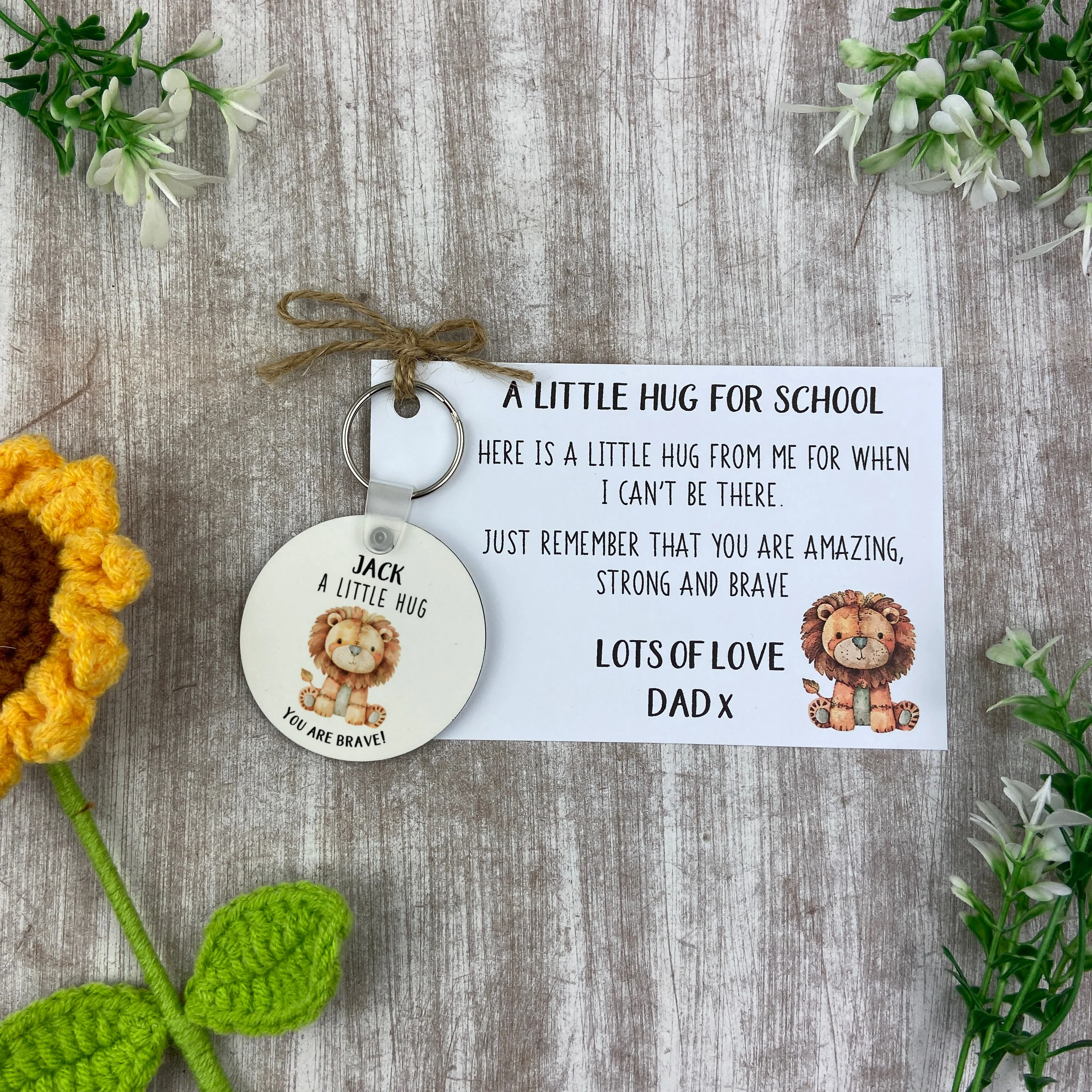 Back to School Pocket Hug Keyring  - Lion - Image 3