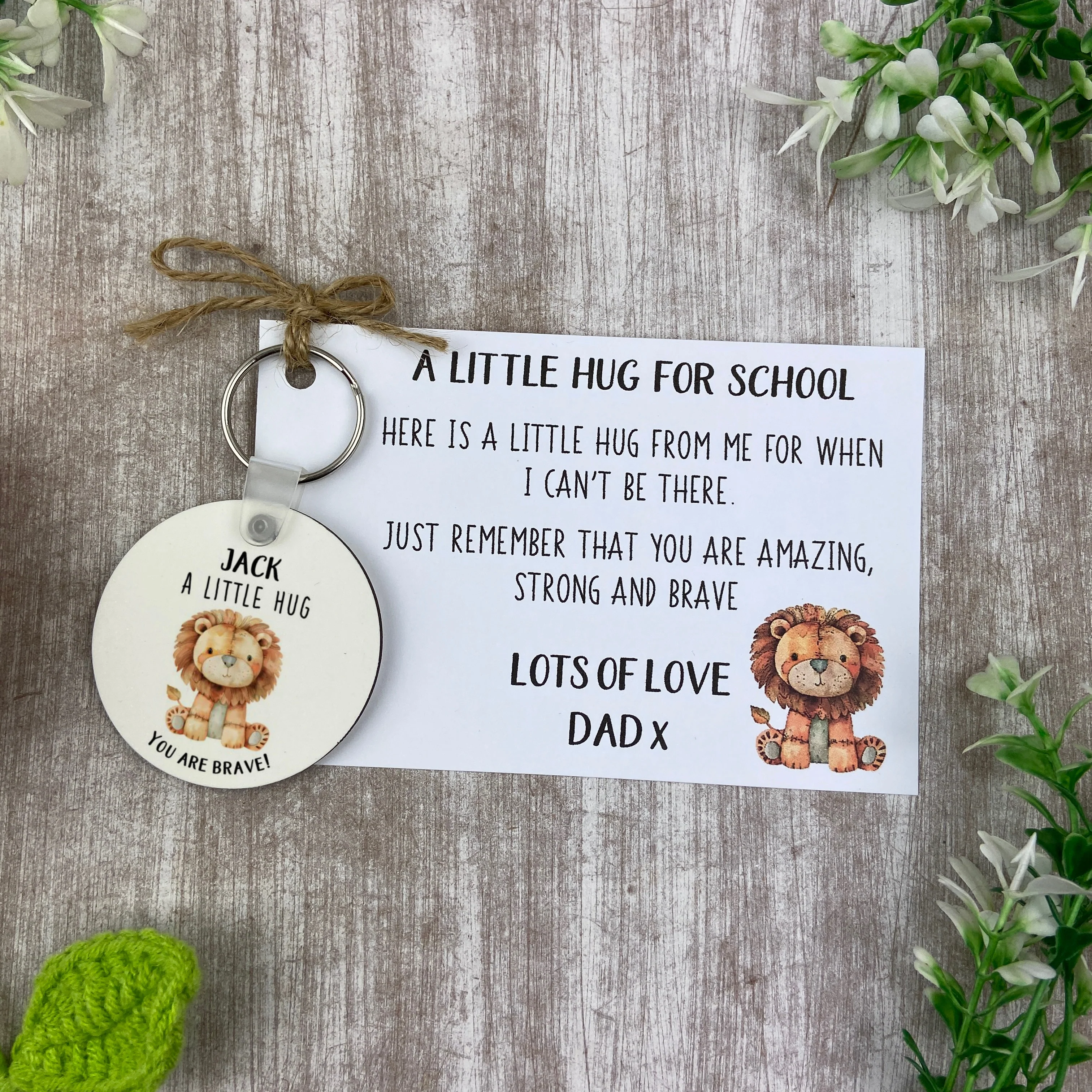 Back to School Pocket Hug Keyring  - Lion - Image 4