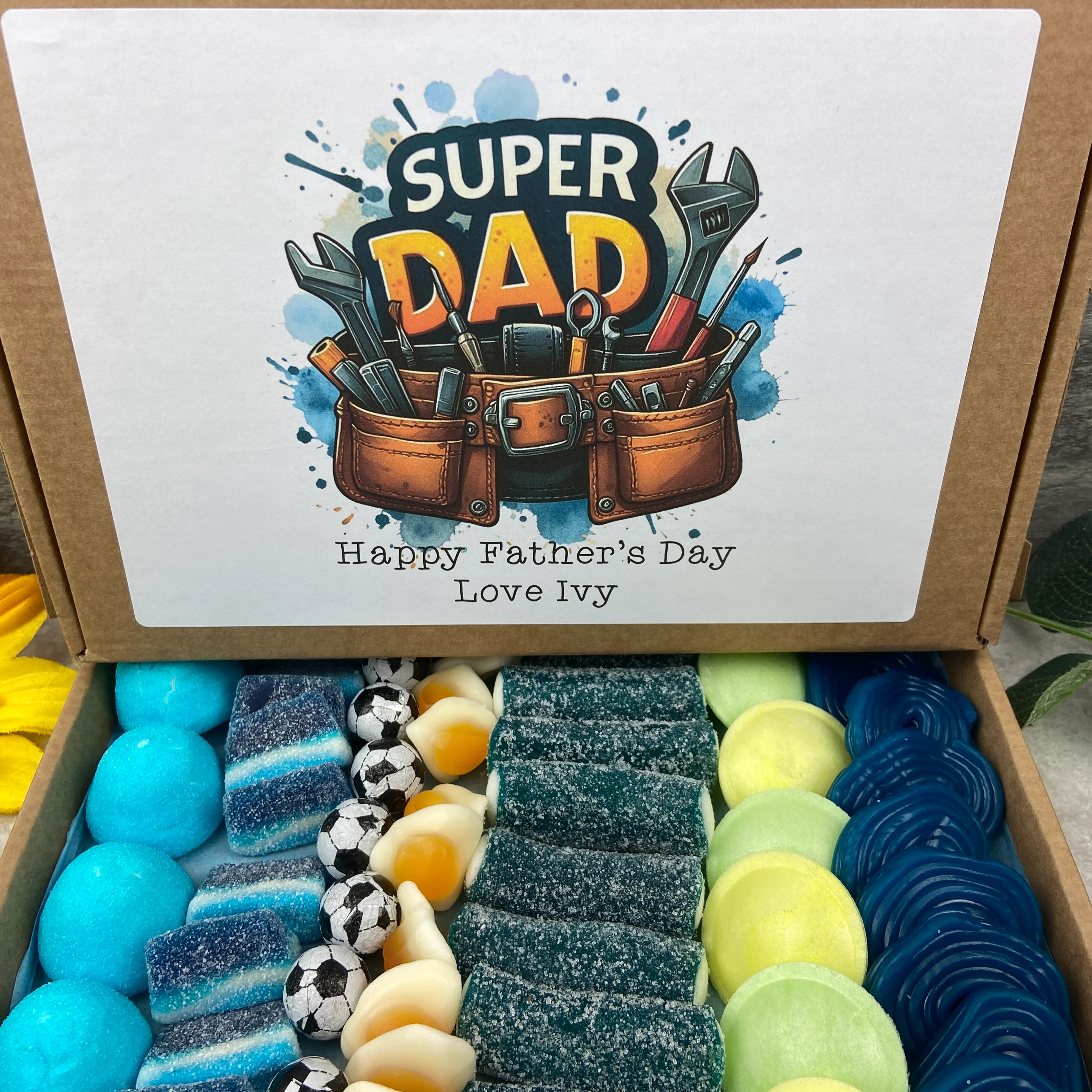 Super Dad Personalised Sweet Box - Image 2