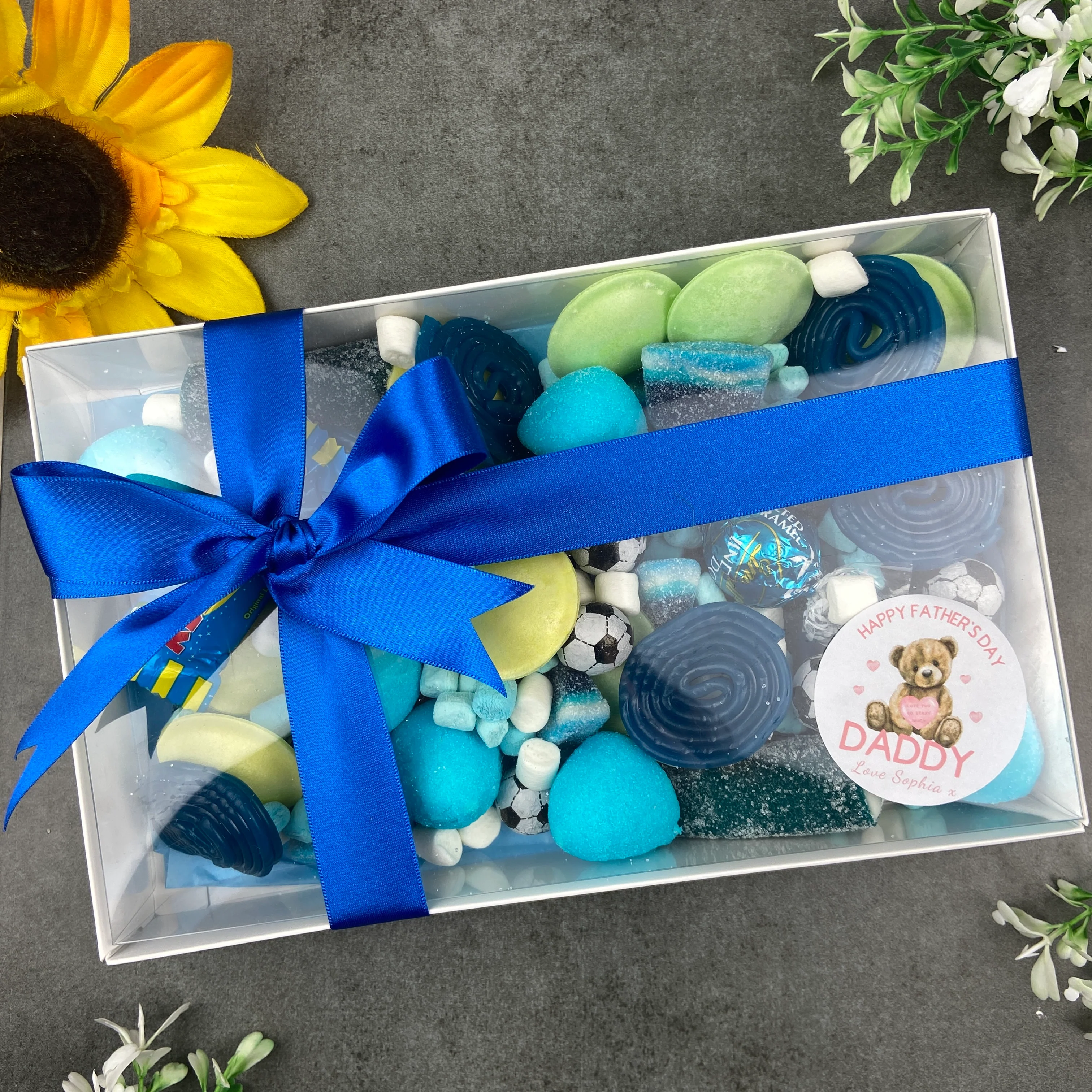 Happy Father's Day Luxury Sweet Box - Image 8