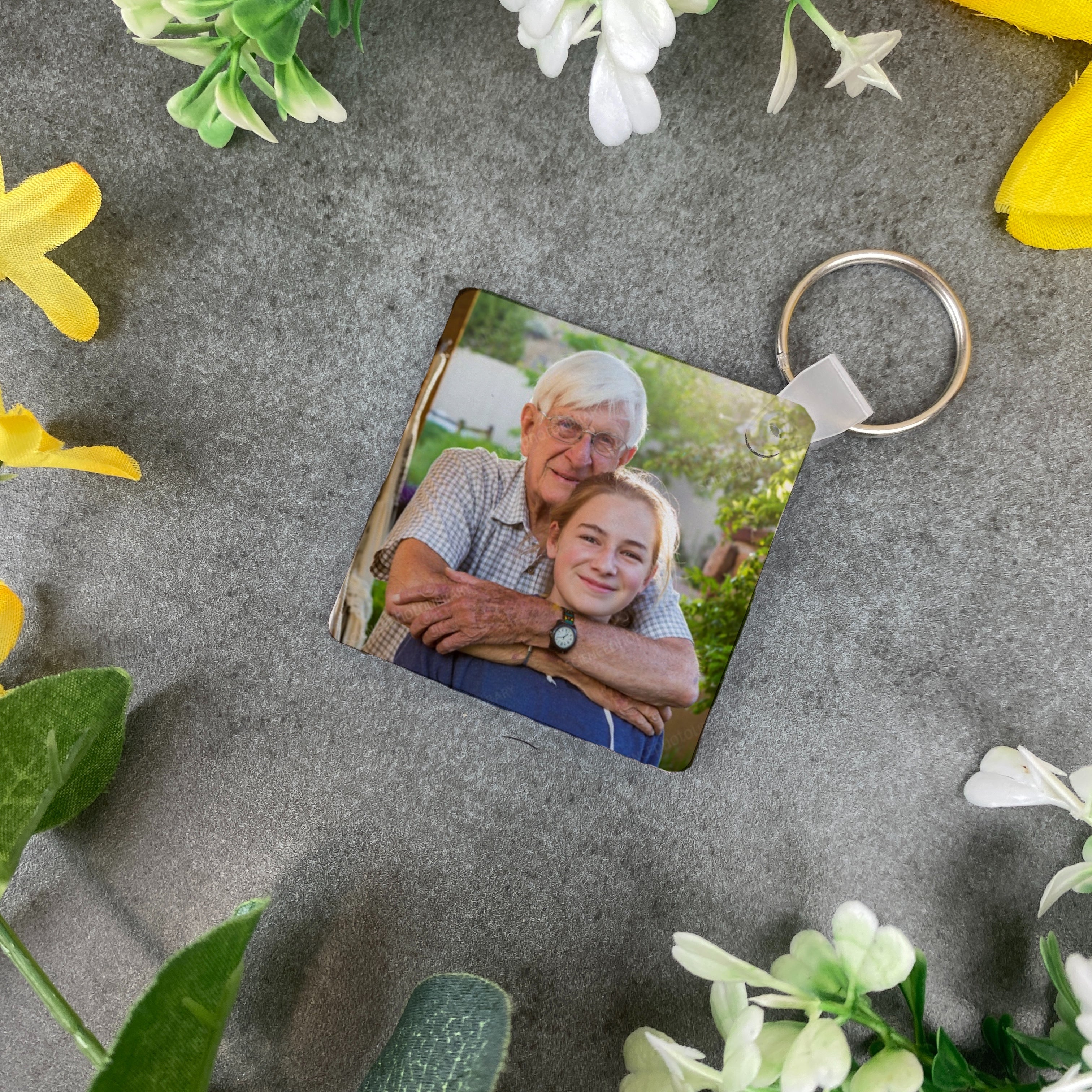 Daddy Personalised Keyring - I love you to the moon and back - Image 4