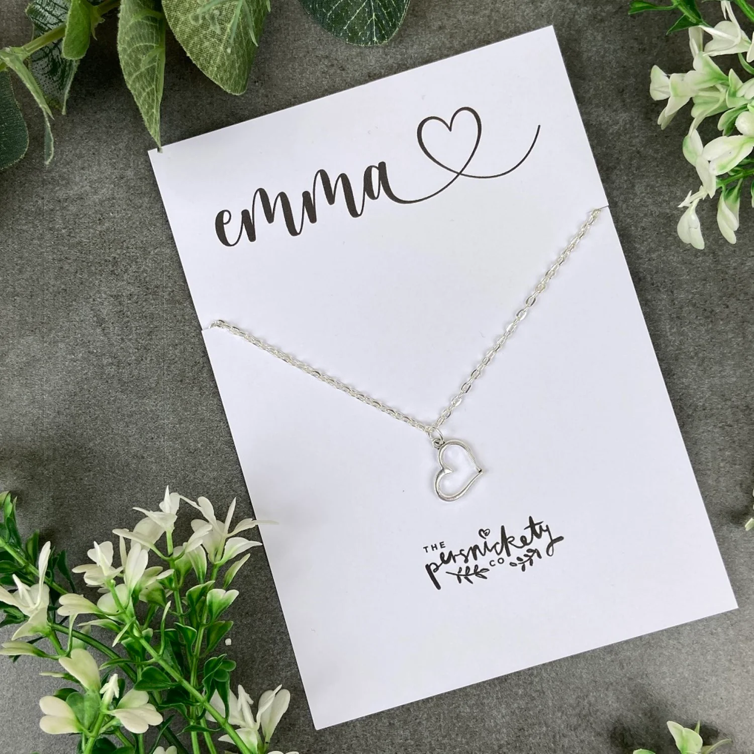 Dainty Heart Necklace - Personalized Name - Image 4