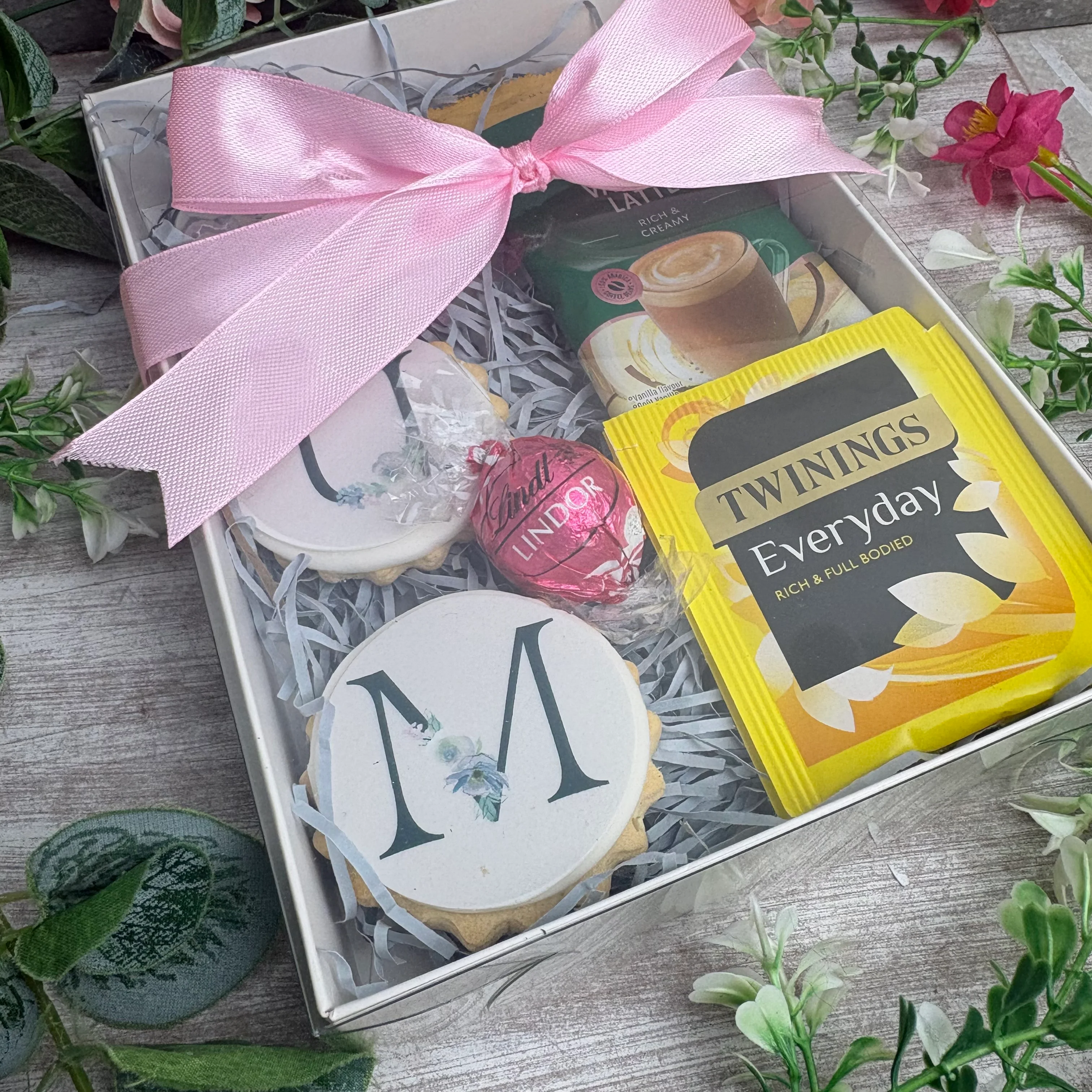 Mum Biscuit Box - Image 4