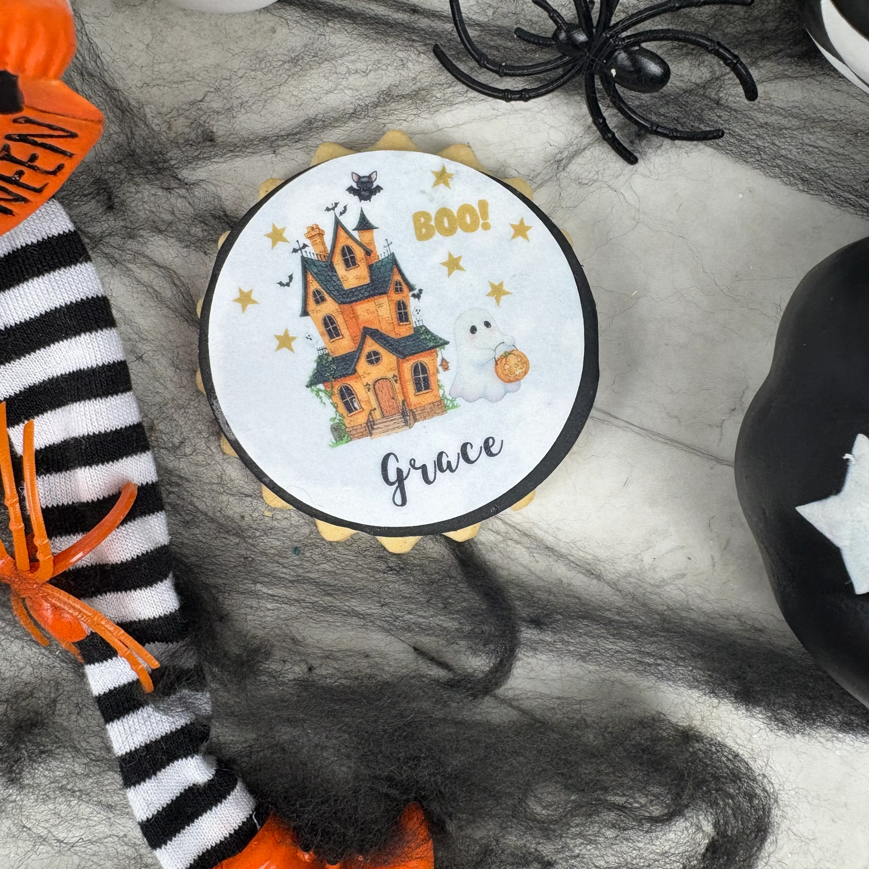 Personalised Halloween Haunted House Biscuit - Image 4