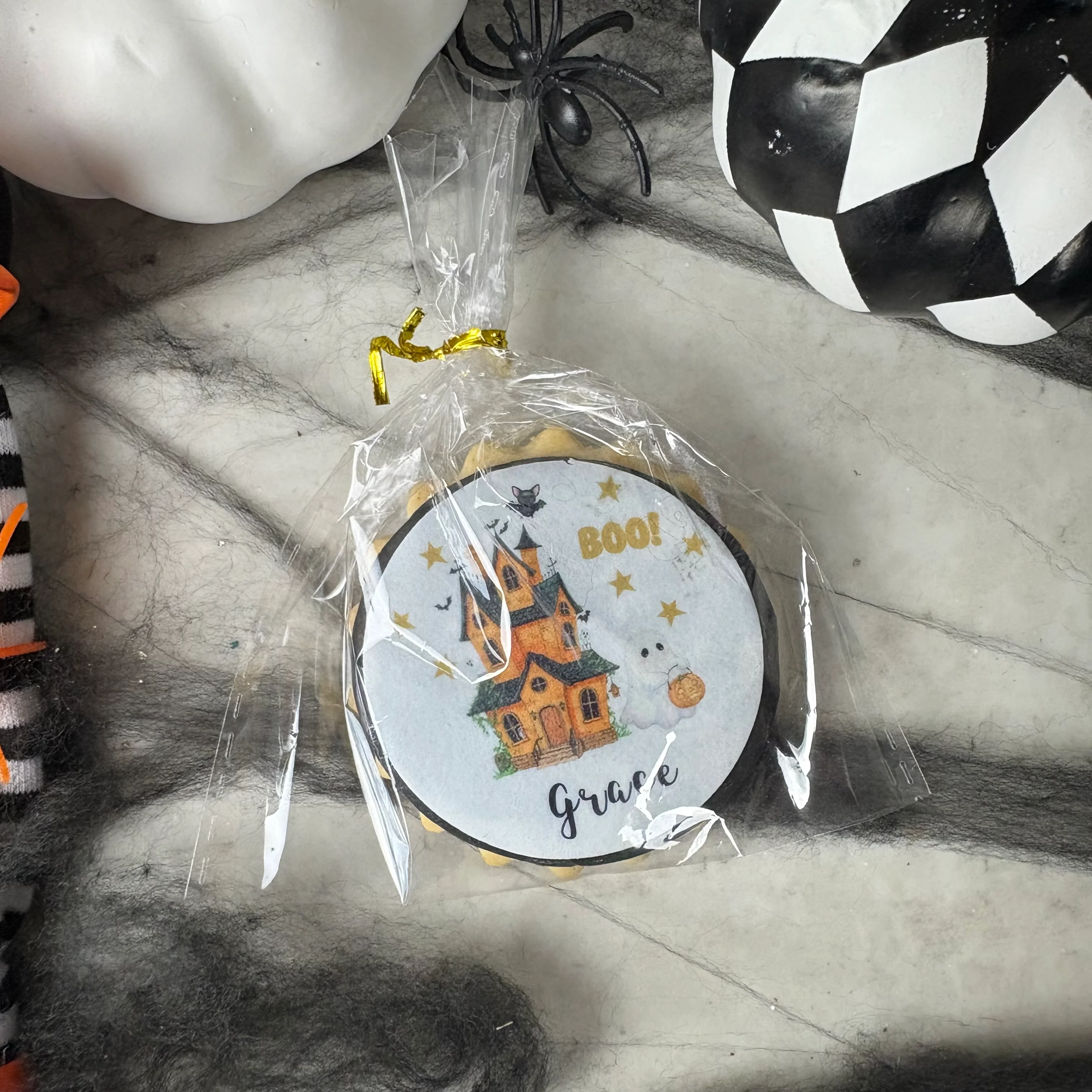 Personalised Halloween Haunted House Biscuit - Image 9