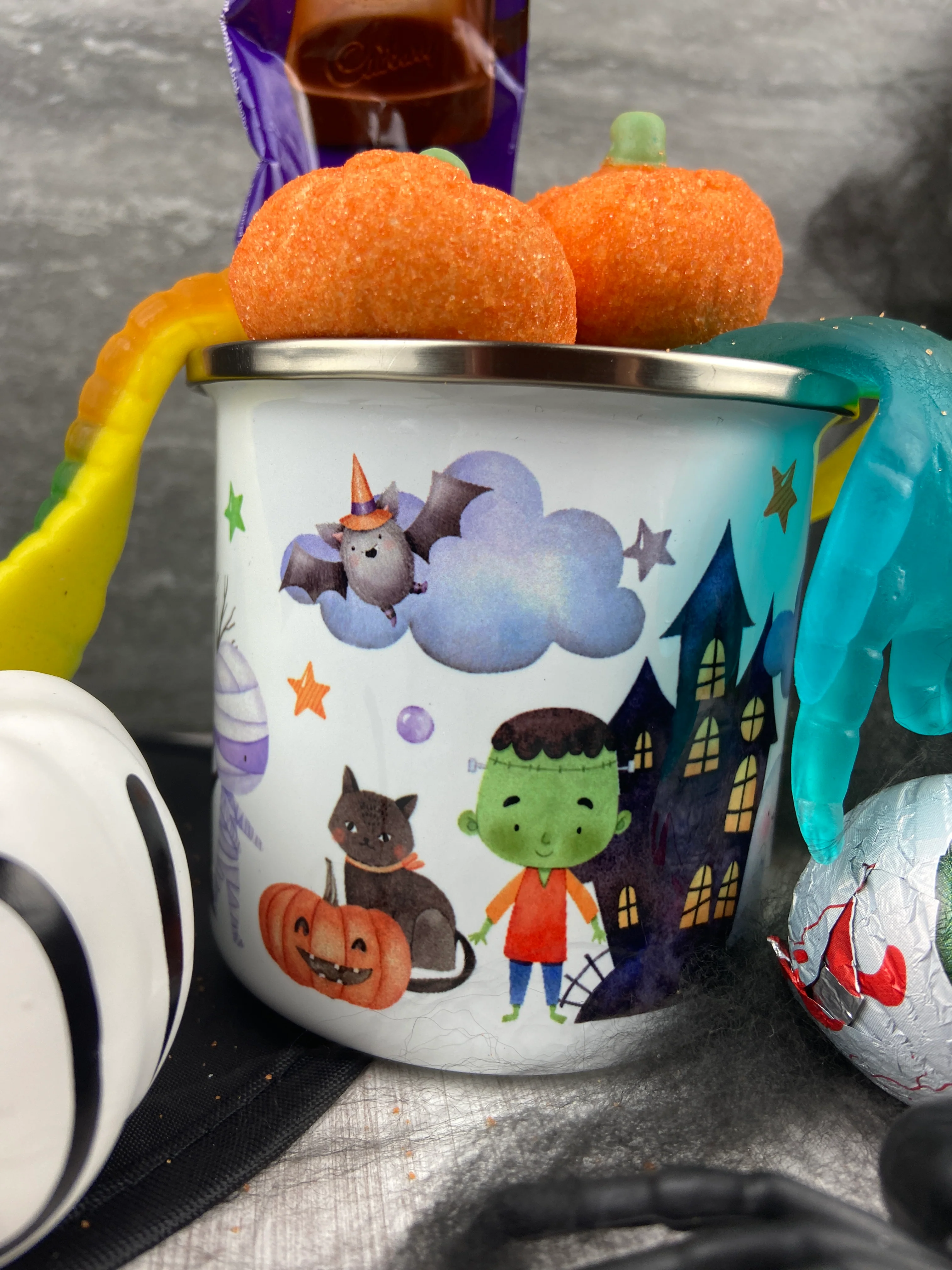 Personalised Haunted House Halloween Enamel Mug - Image 7