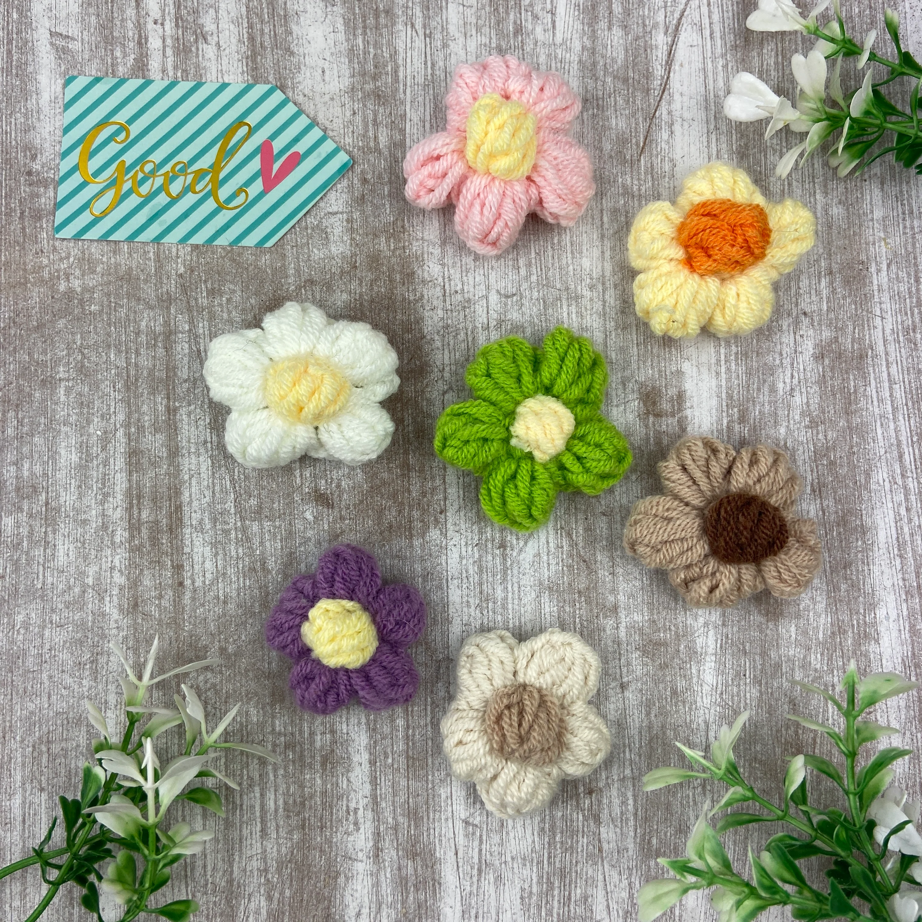 Personalised  Flower Teacher Keyring - Image 8