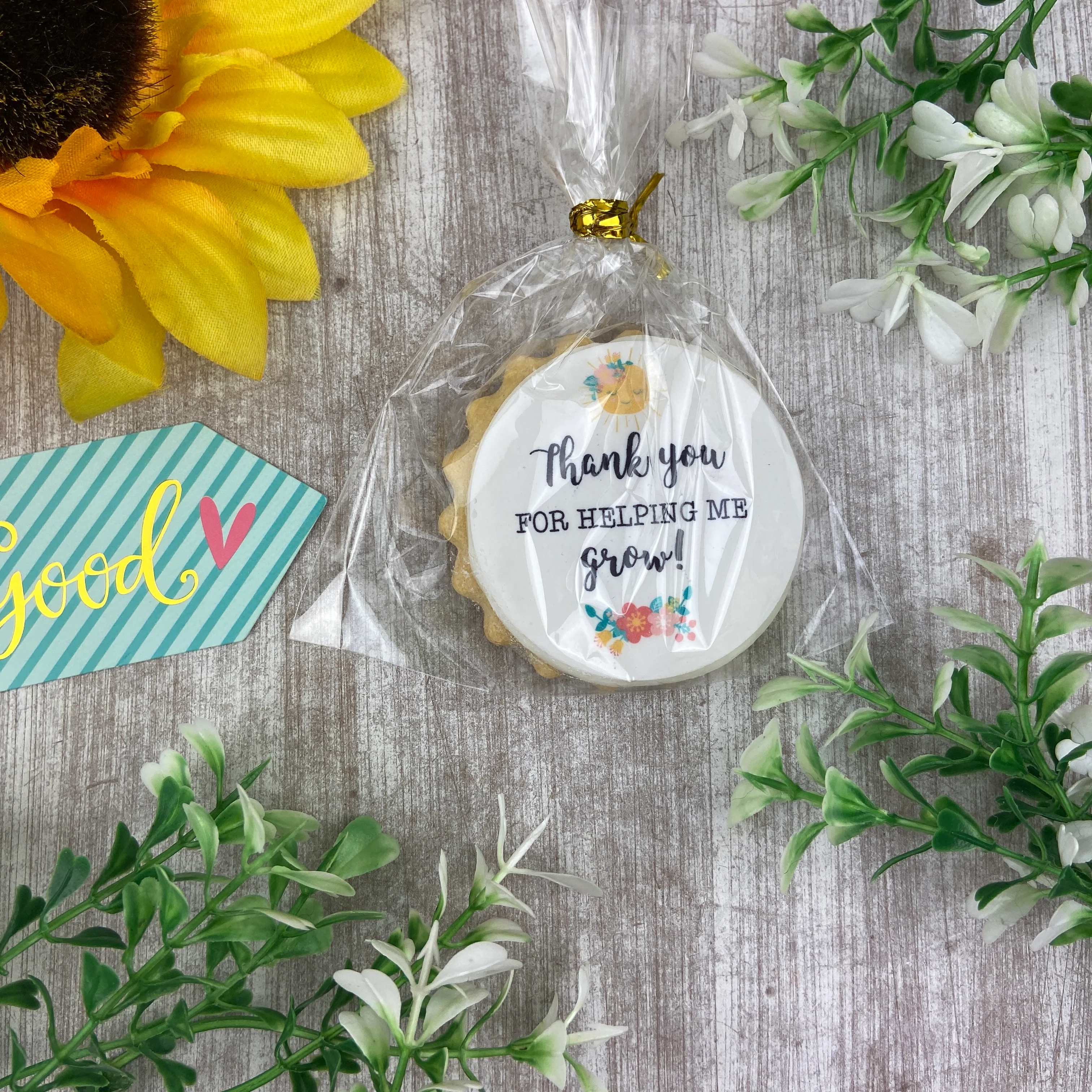 Personalised Thank You Teacher Iced Biscuit - Image 3
