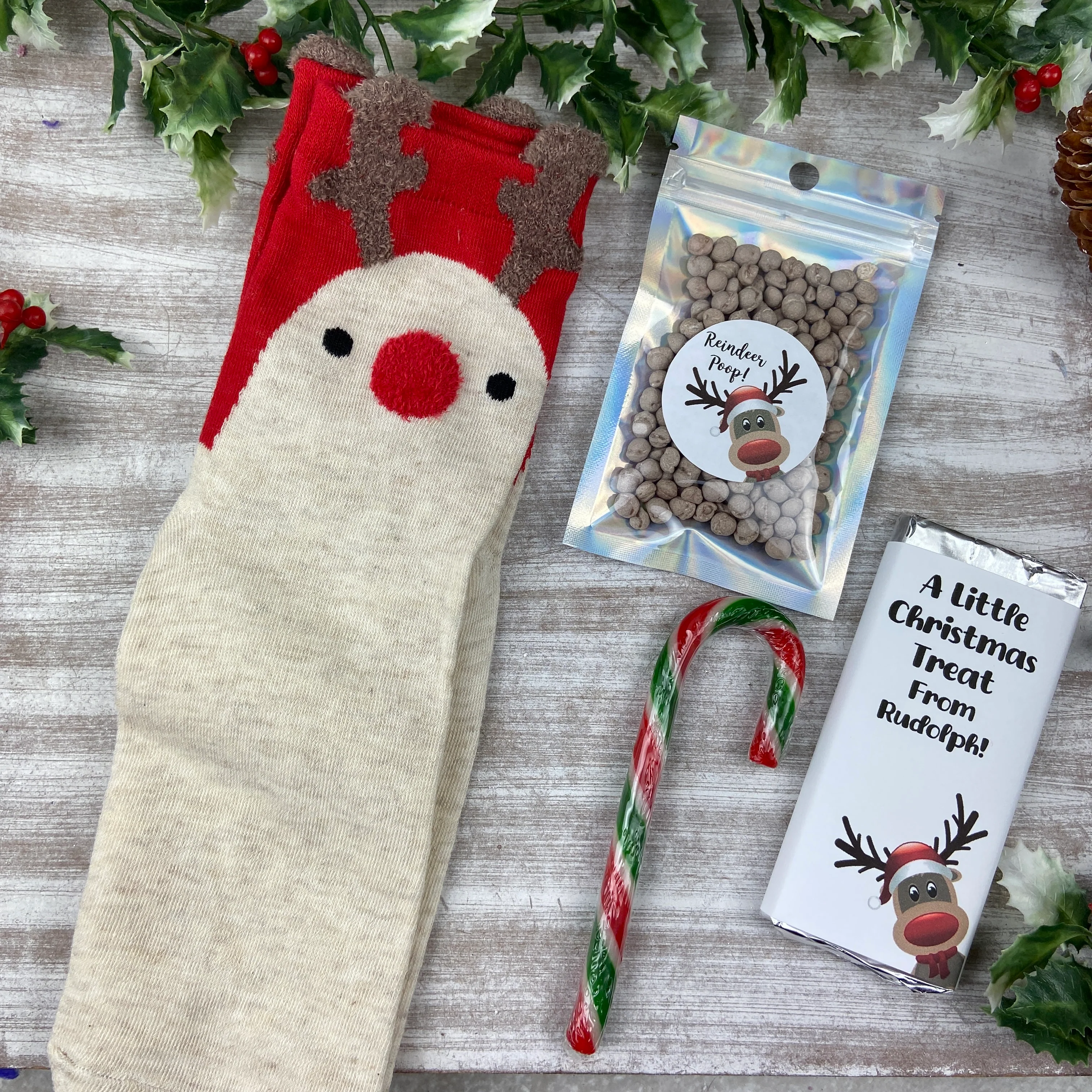 Reindeer Socks Gift Set - Image 9