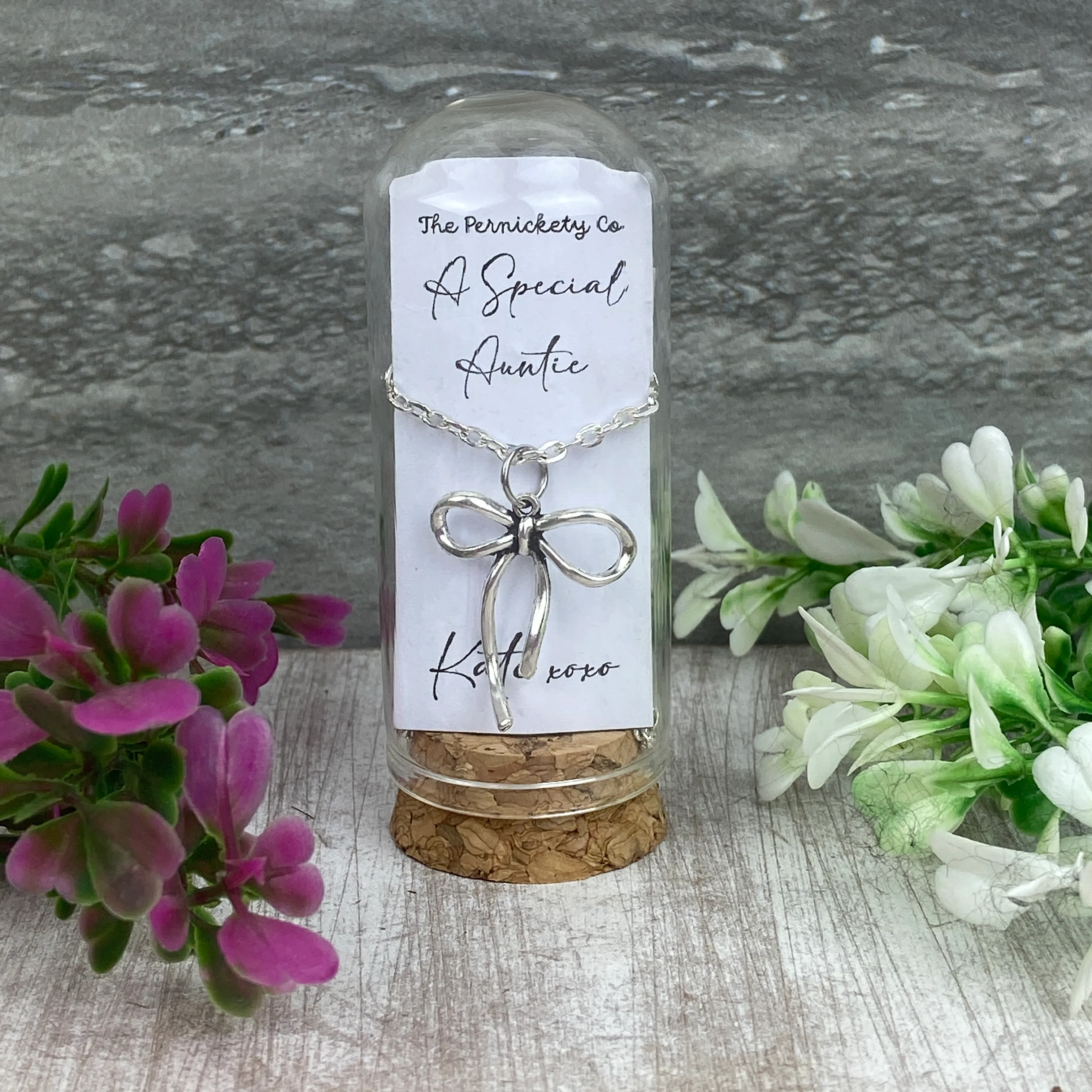 Whimsical Bow Necklace in Cloche - A Special Auntie - Image 5
